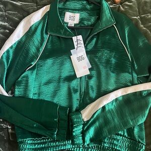 URBAN OUTFITTERS vintage style satin zippered jacket souvenir jacket NWT